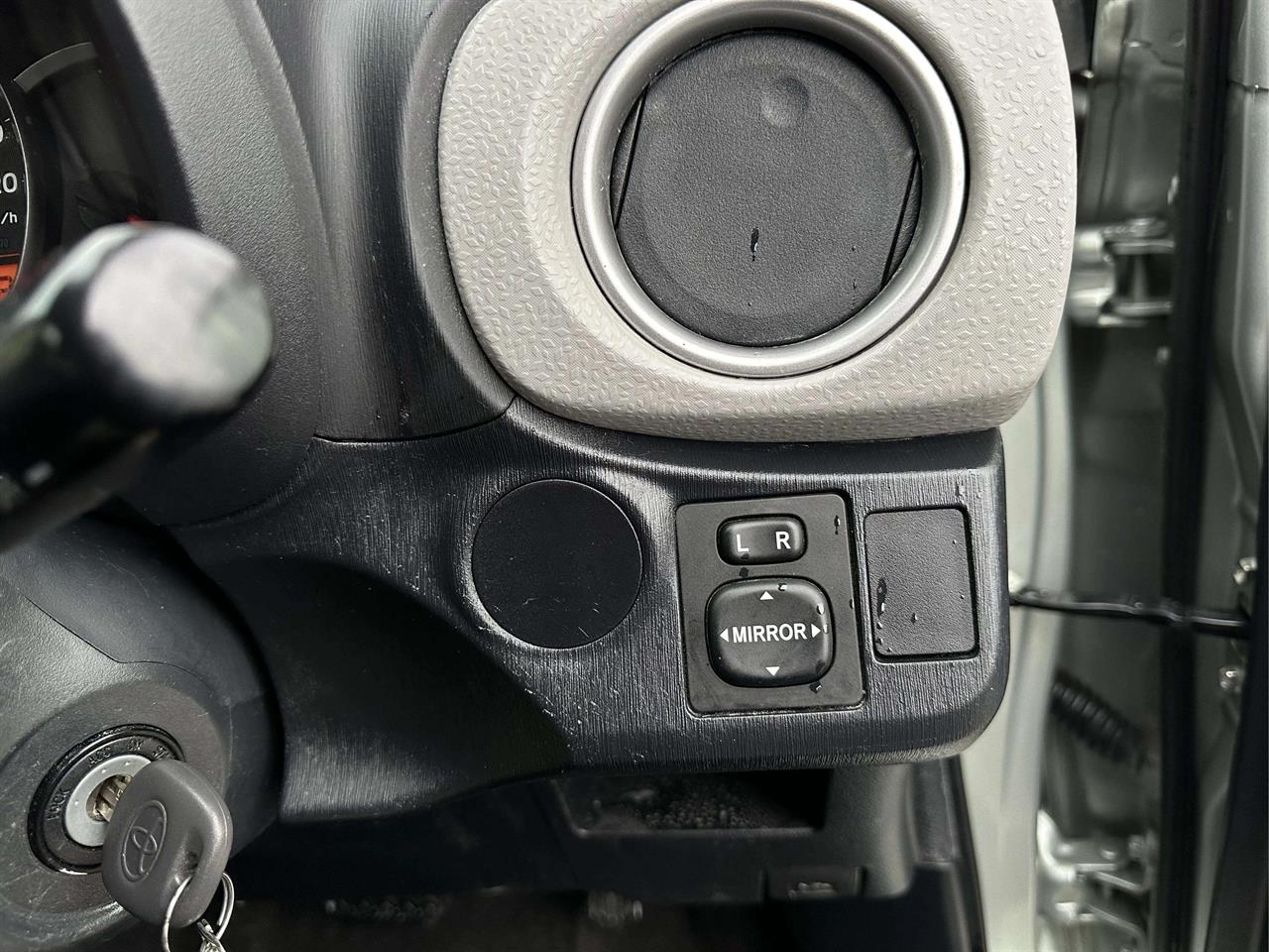 2013 Toyota Yaris