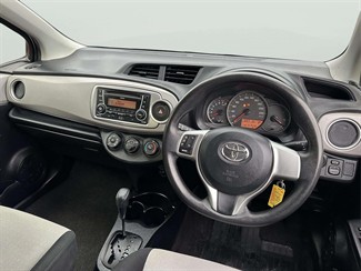 2013 Toyota Yaris - Thumbnail