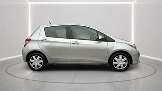 2013 Toyota Yaris - Thumbnail