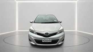 2013 Toyota Yaris - Thumbnail
