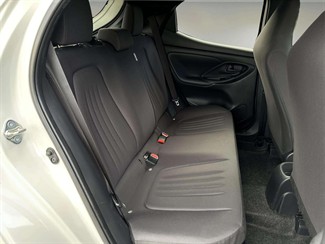 2021 Toyota Yaris - Thumbnail