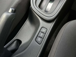 2021 Toyota Yaris - Thumbnail