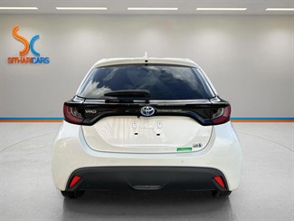 2021 Toyota Yaris - Thumbnail