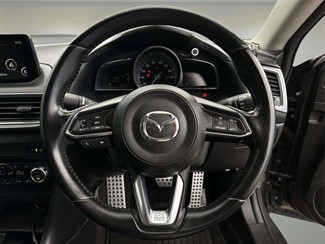 2016 Mazda Axela - Thumbnail