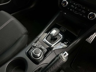 2016 Mazda Axela - Thumbnail