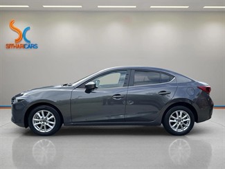 2016 Mazda Axela - Thumbnail