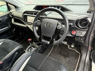 2015 Toyota AQUA - Thumbnail