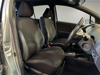 2006 Toyota Vitz - Thumbnail