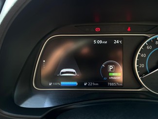 2018 Nissan Leaf - Thumbnail