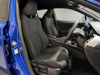2021 Toyota C-HR - Thumbnail