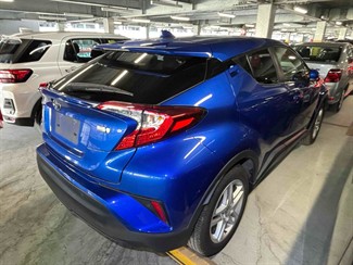 2021 Toyota C-HR - Thumbnail