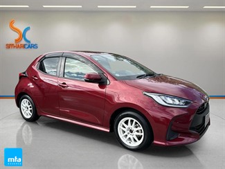 2020 Toyota Yaris - Thumbnail