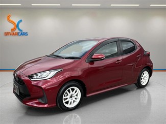 2020 Toyota Yaris - Thumbnail