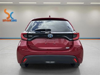 2020 Toyota Yaris - Thumbnail