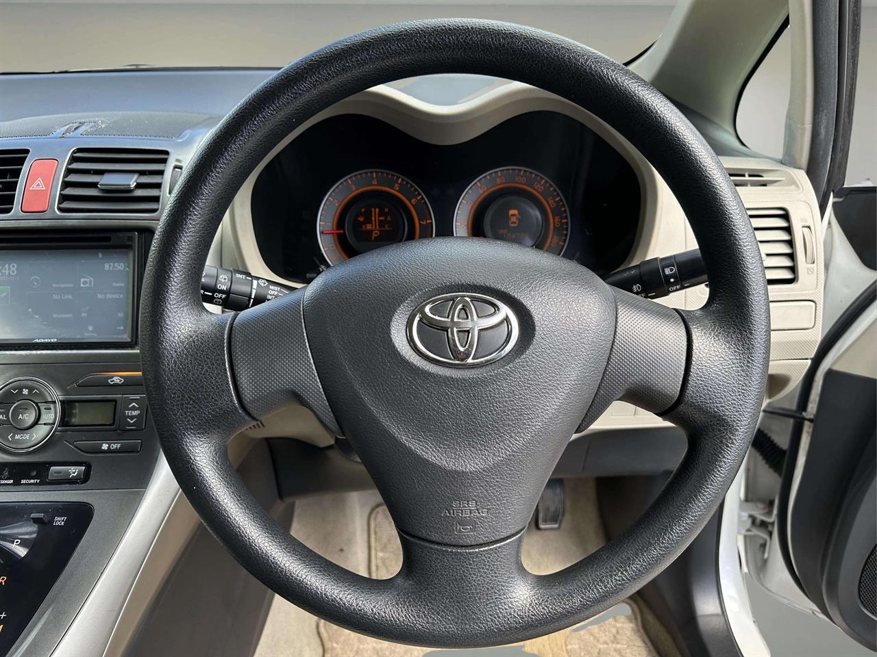 2008 Toyota AURIS