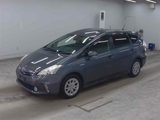 2012 Toyota Prius - Thumbnail
