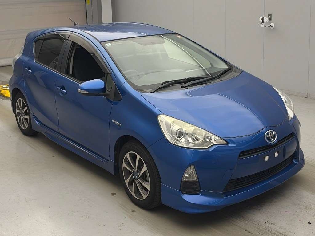 2014 Toyota AQUA