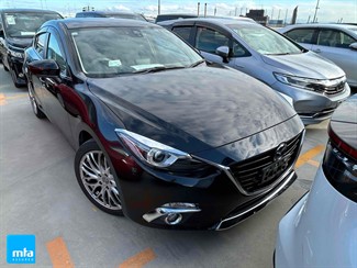 2015 Mazda Axela - Thumbnail