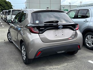 2021 Toyota Yaris - Thumbnail