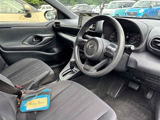 2021 Toyota Yaris - Thumbnail