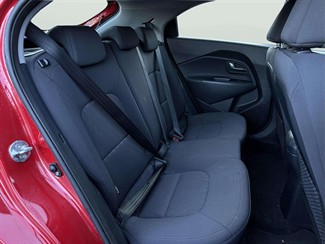 2015 Kia Rio - Thumbnail