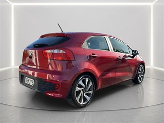 2015 Kia Rio - Thumbnail