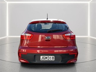 2015 Kia Rio - Thumbnail