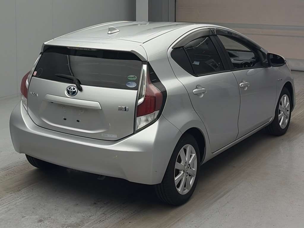 2015 Toyota AQUA