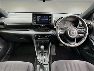 2021 Toyota Yaris - Thumbnail