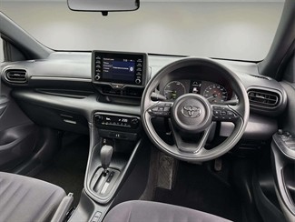 2021 Toyota Yaris - Thumbnail