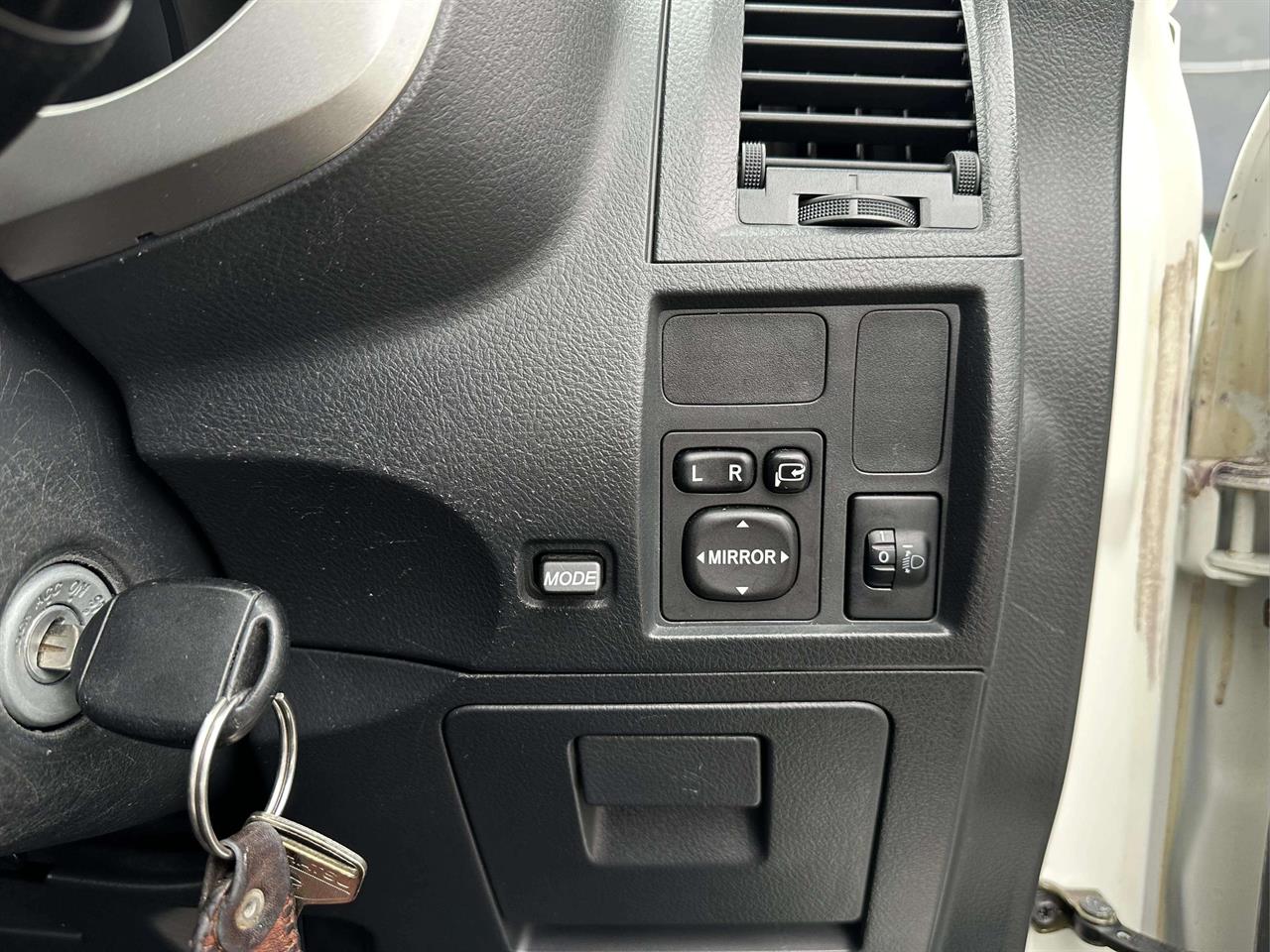 2006 Daihatsu BEGO