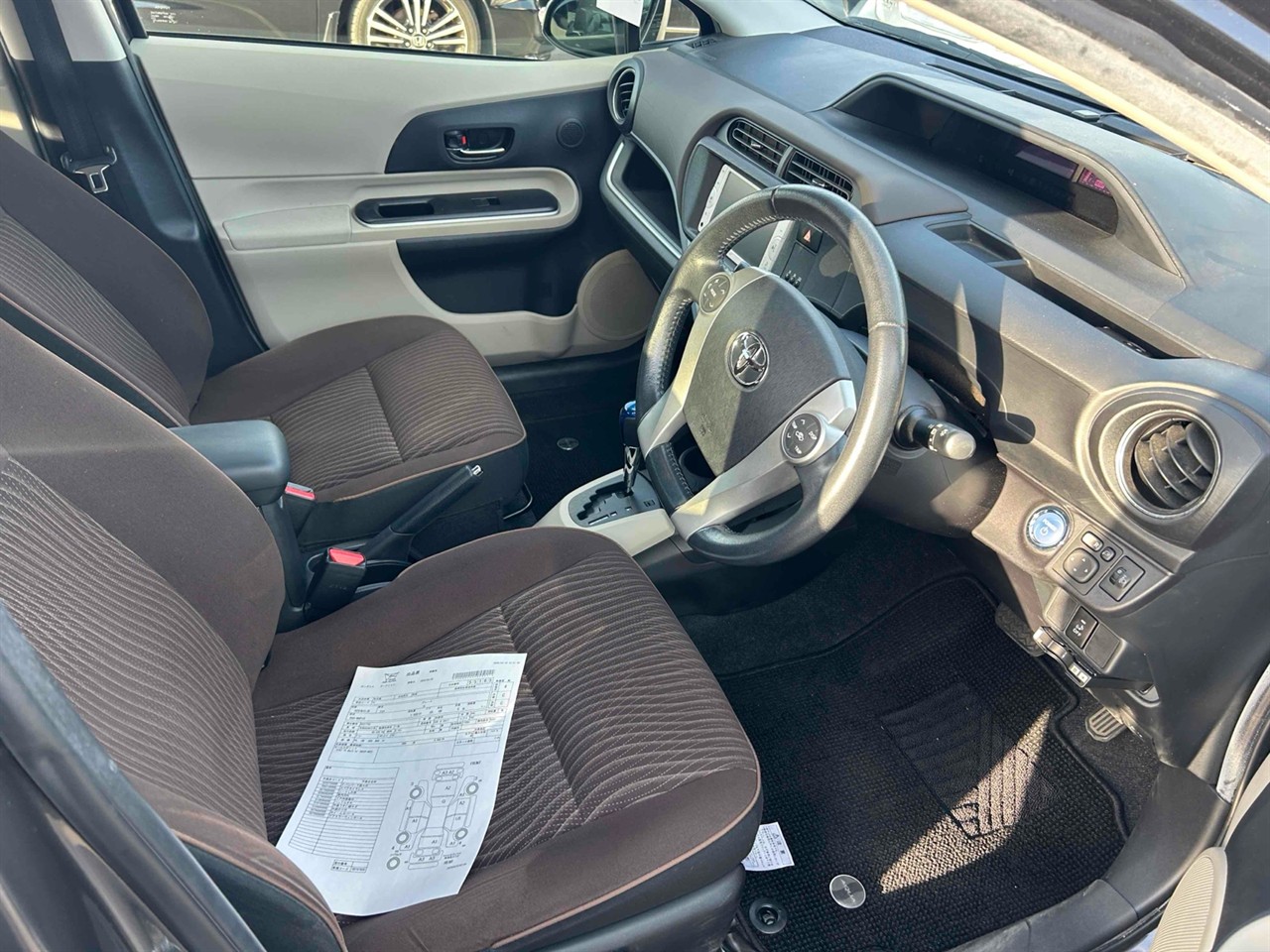 2014 Toyota AQUA
