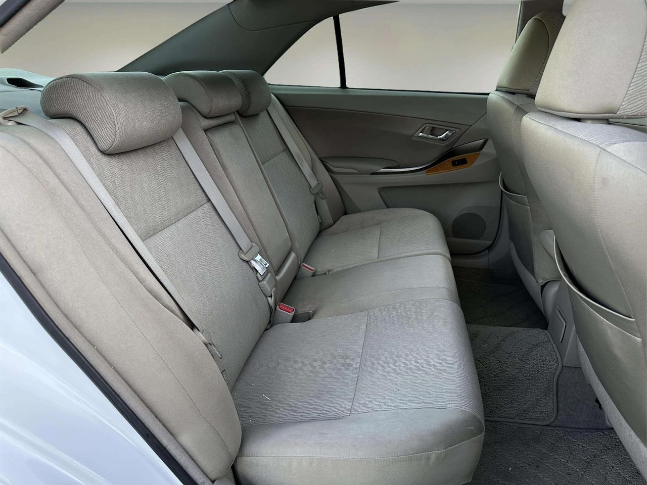 2010 Toyota Allion