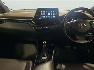 2018 Toyota C-HR - Thumbnail