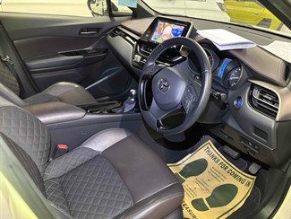2018 Toyota C-HR - Thumbnail