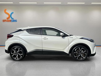 2018 Toyota C-HR - Thumbnail