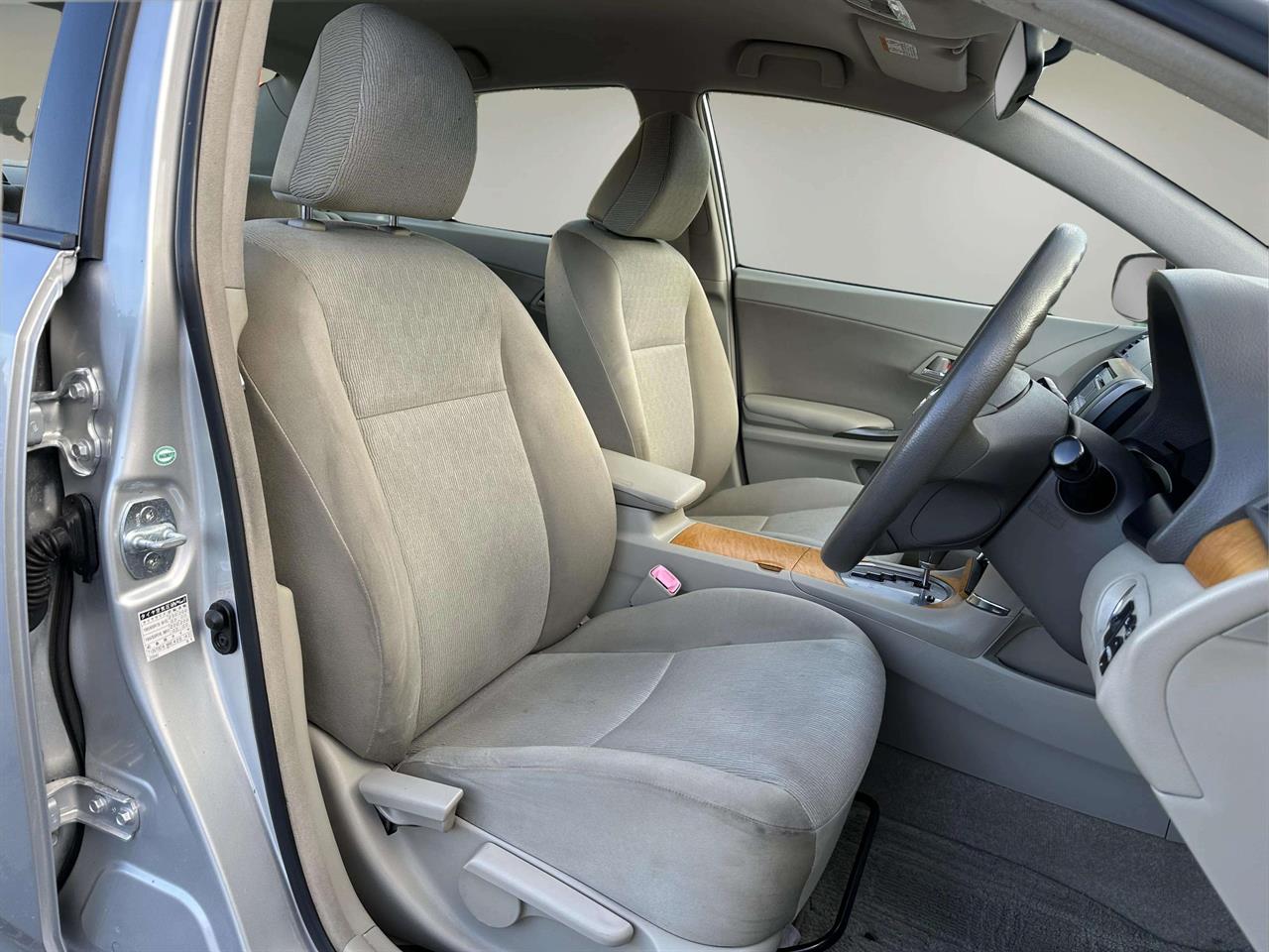 2007 Toyota Allion