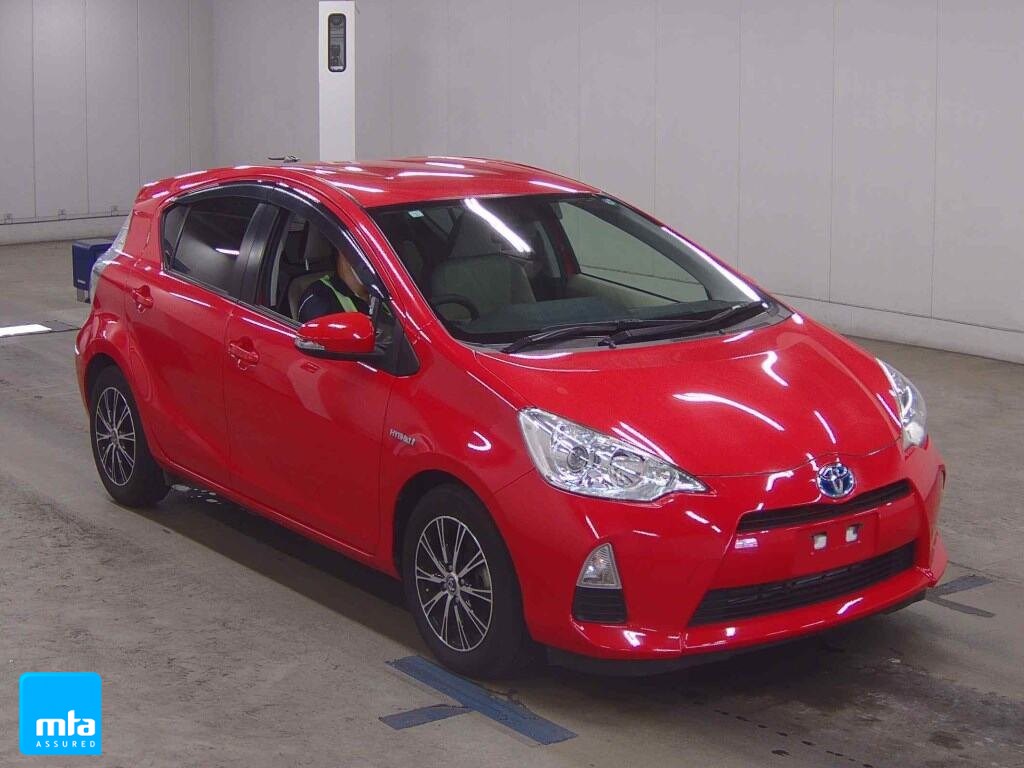 2013 Toyota AQUA