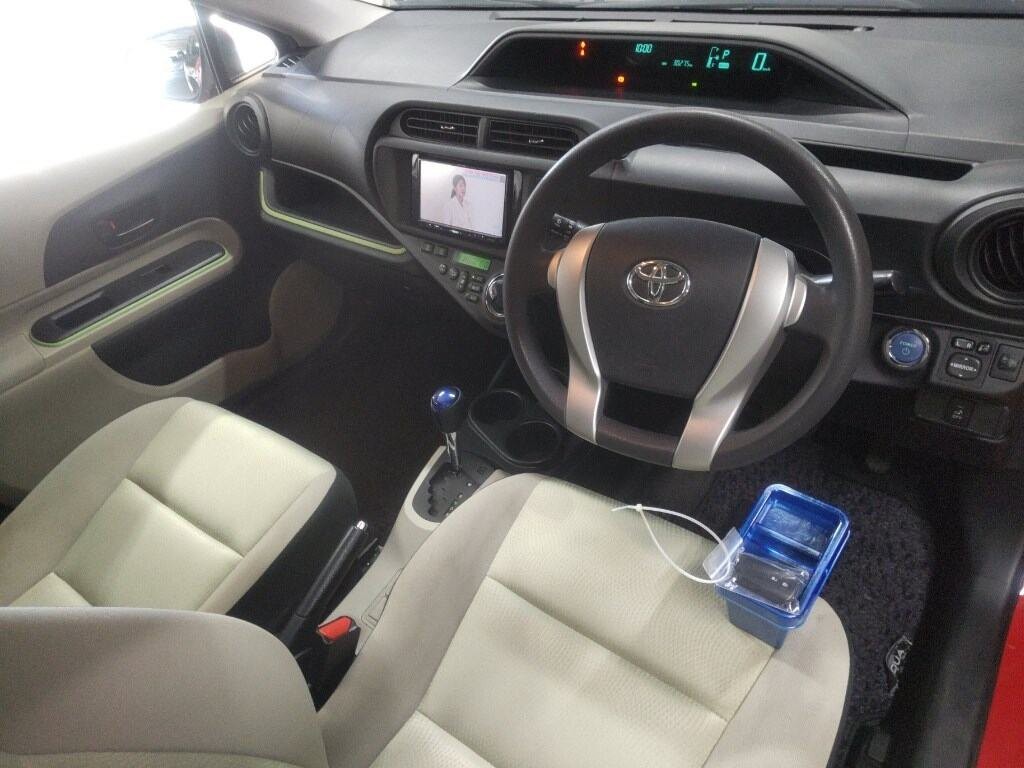 2013 Toyota AQUA