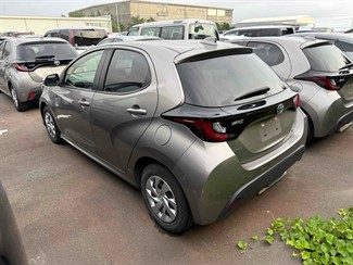 2021 Toyota Yaris - Thumbnail
