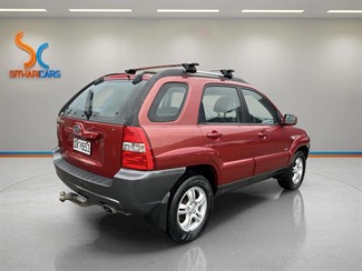 2006 Kia Sportage - Thumbnail