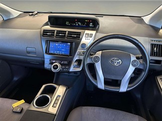 2012 Toyota Prius - Thumbnail