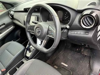 2021 Nissan Kicks - Thumbnail