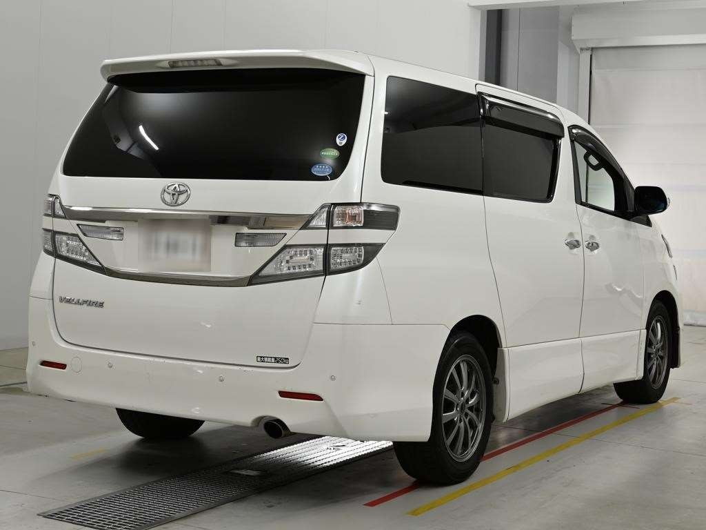2013 Toyota VELLFIRE