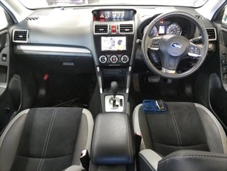 2015 Subaru FORESTER - Thumbnail