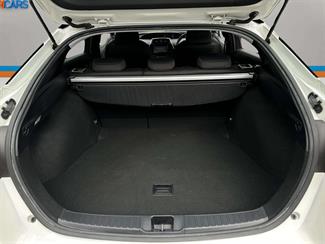 2020 Toyota Prius - Thumbnail