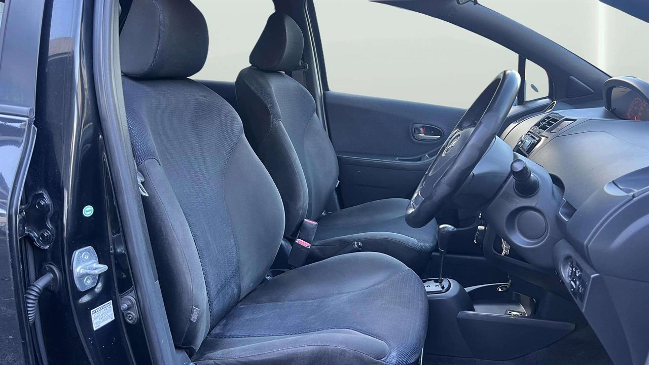 2010 Toyota Vitz