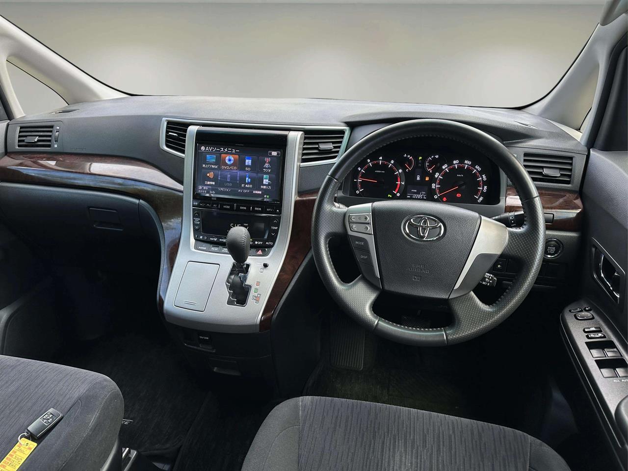 2013 Toyota VELLFIRE
