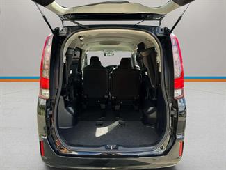 2014 Toyota ESQUIRE - Thumbnail