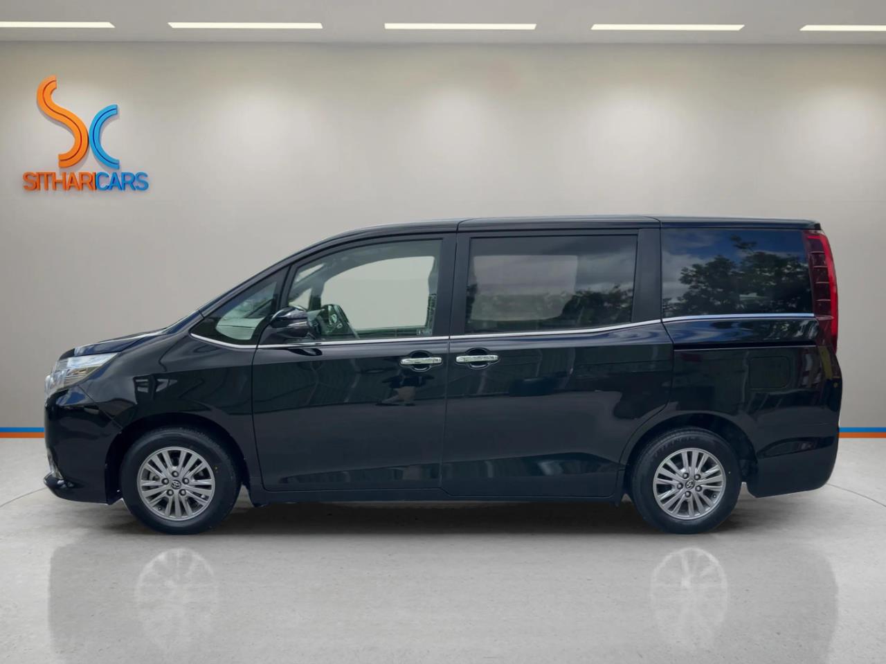 2014 Toyota ESQUIRE